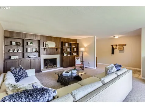 14460 NW Oakhills Drive Beaverton OR 97006