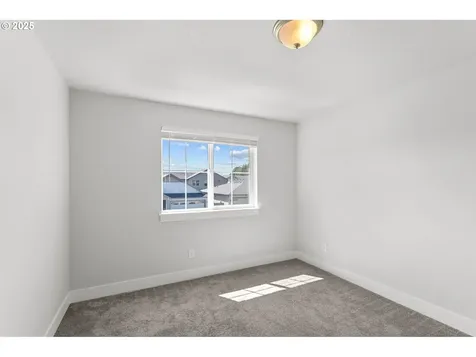 11221 NE 136th Avenue Vancouver WA 98682