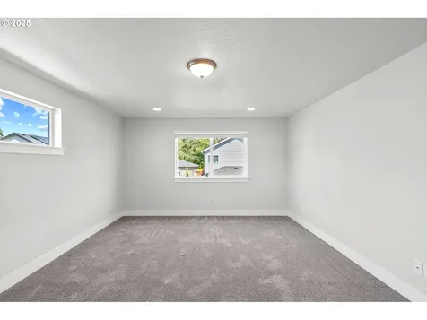 11221 NE 136th Avenue Vancouver WA 98682