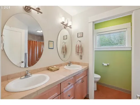6228 NE 27th Avenue Portland OR 97211