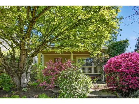 6228 NE 27th Avenue Portland OR 97211