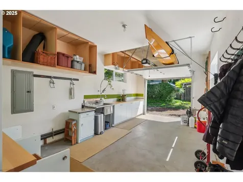 6228 NE 27th Avenue Portland OR 97211
