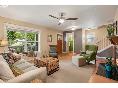 6228 NE 27th Avenue Portland OR 97211