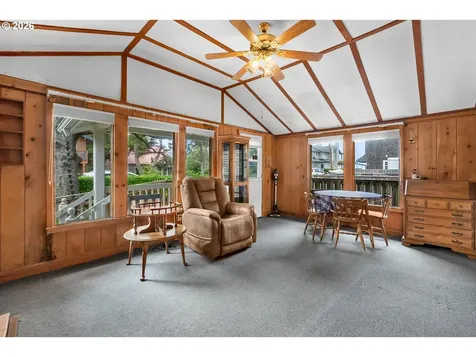 164 W Jackson Street Cannon Beach OR 97110