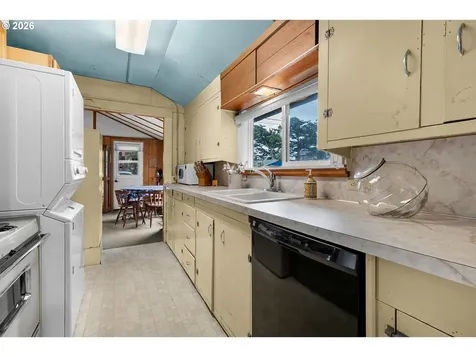 164 W Jackson Street Cannon Beach OR 97110