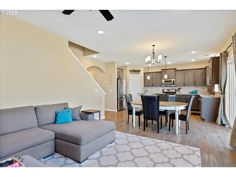 3961 N Boomer Drive Newberg OR 97132