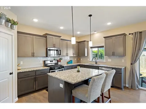 3961 N Boomer Drive Newberg OR 97132
