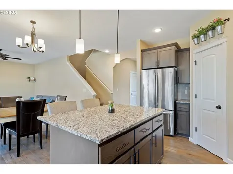 3961 N Boomer Drive Newberg OR 97132