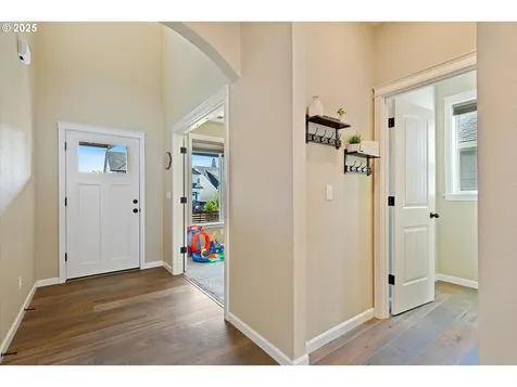 3961 N Boomer Drive Newberg OR 97132