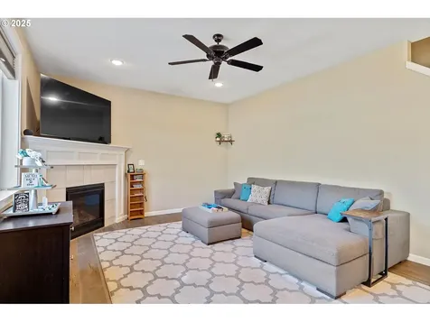 3961 N Boomer Drive Newberg OR 97132