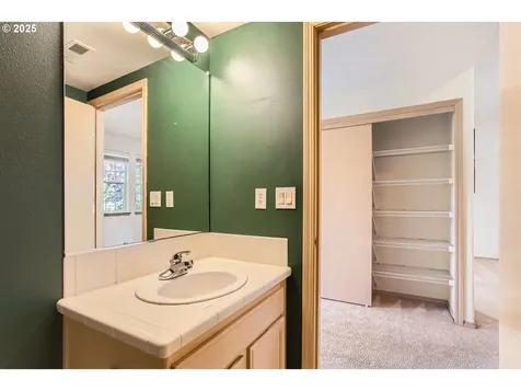 14280 SE Bridgeton Street Clackamas OR 97015