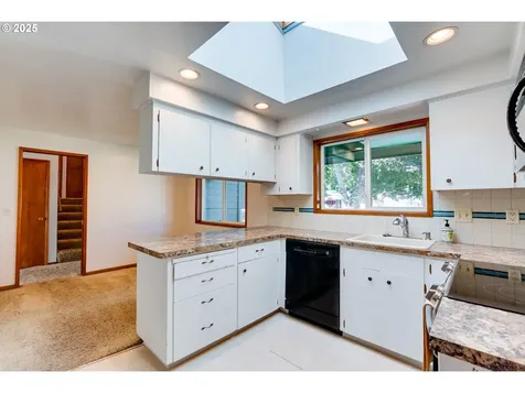 19560 SW Madeline Street Beaverton OR 97078