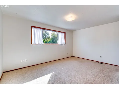 19560 SW Madeline Street Beaverton OR 97078