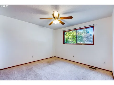 19560 SW Madeline Street Beaverton OR 97078