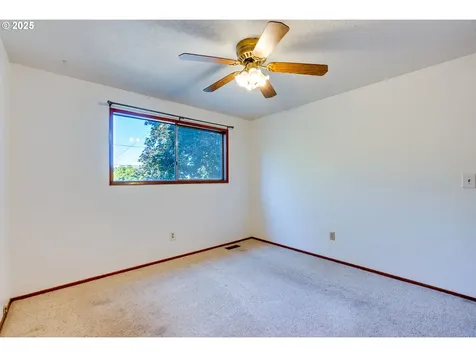 19560 SW Madeline Street Beaverton OR 97078