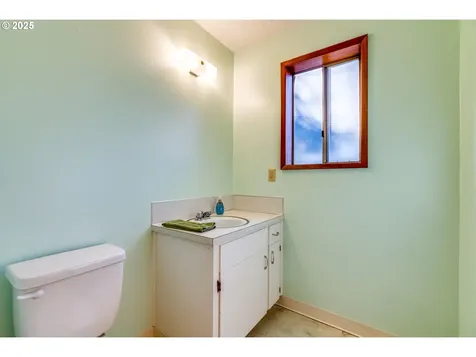 19560 SW Madeline Street Beaverton OR 97078