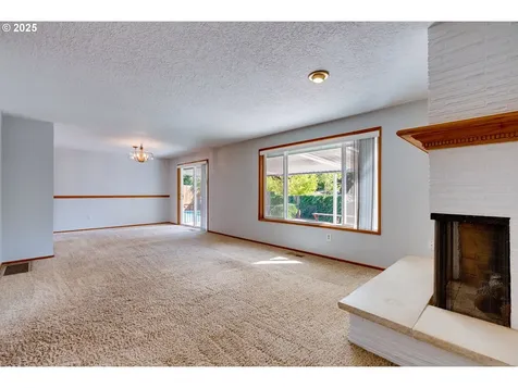 19560 SW Madeline Street Beaverton OR 97078