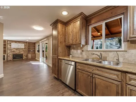 16915 SE 6th Street Vancouver WA 98684