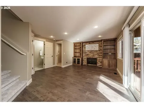 16915 SE 6th Street Vancouver WA 98684
