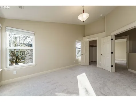 16915 SE 6th Street Vancouver WA 98684