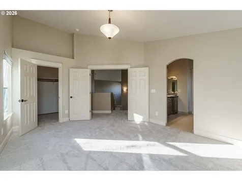 16915 SE 6th Street Vancouver WA 98684