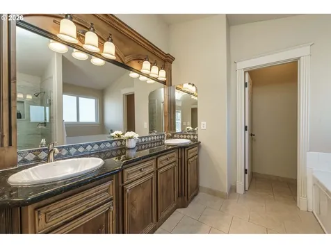 16915 SE 6th Street Vancouver WA 98684
