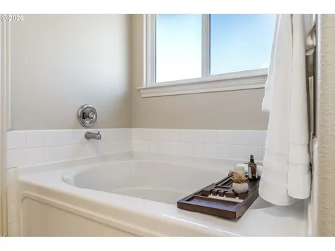 16915 SE 6th Street Vancouver WA 98684
