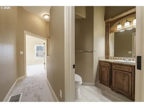 16915 SE 6th Street Vancouver WA 98684