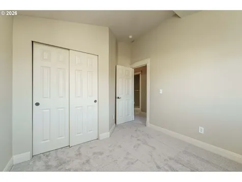 16915 SE 6th Street Vancouver WA 98684
