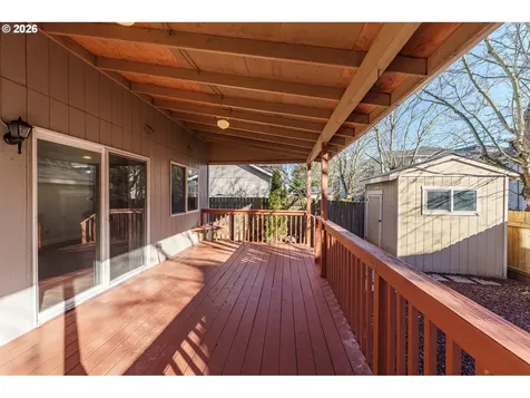 16915 SE 6th Street Vancouver WA 98684
