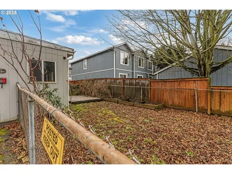 6635 N Columbia Way Portland OR 97203