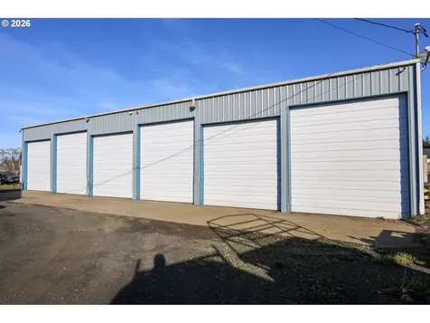 1252 Newmark Avenue Coos Bay OR 97420