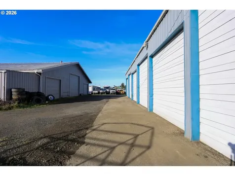 1252 Newmark Avenue Coos Bay OR 97420