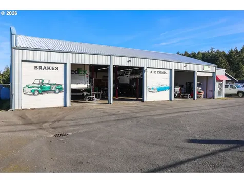 1252 Newmark Avenue Coos Bay OR 97420