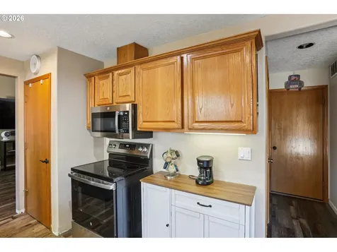 4055 NE 13th Terrace Gresham OR 97030