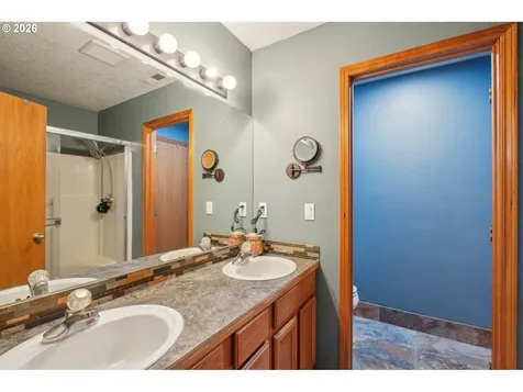 4055 NE 13th Terrace Gresham OR 97030