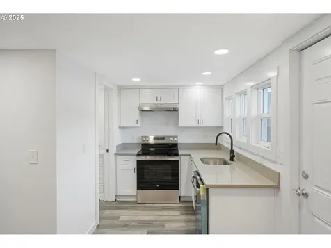 521 Piedmont Avenue NW Salem OR 97304