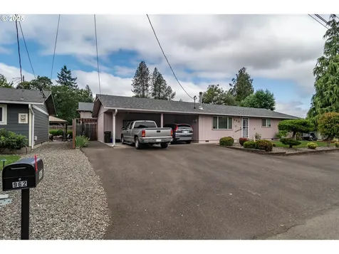 962 NW Keasey Street Roseburg OR 97471