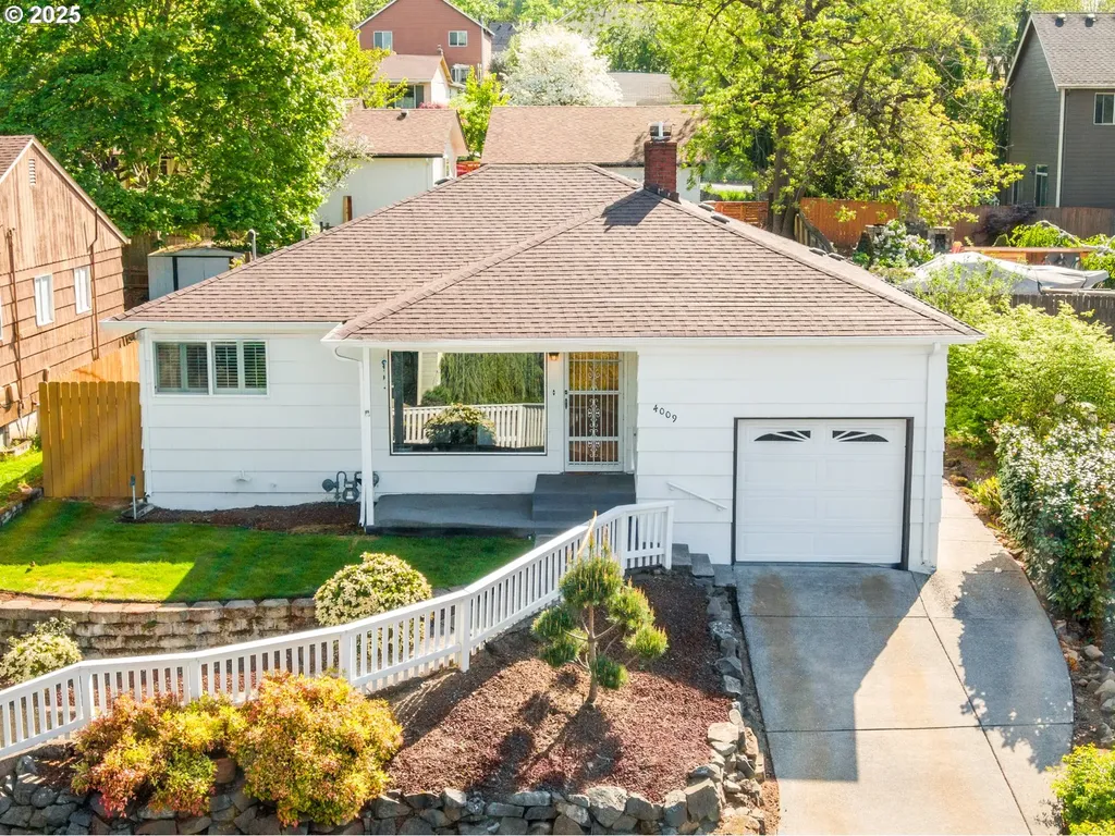 4009 NW Rose Street Vancouver WA 98660