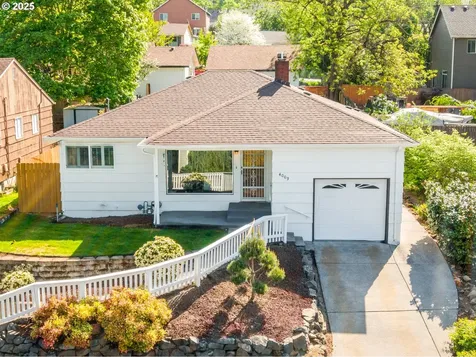 4009 NW Rose Street Vancouver WA 98660