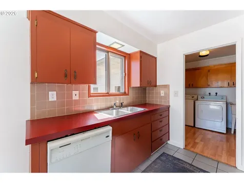 5136 N Fessenden Street Portland OR 97203