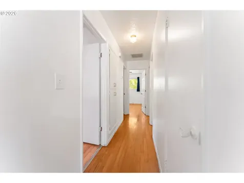 5136 N Fessenden Street Portland OR 97203