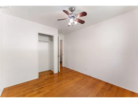 5136 N Fessenden Street Portland OR 97203