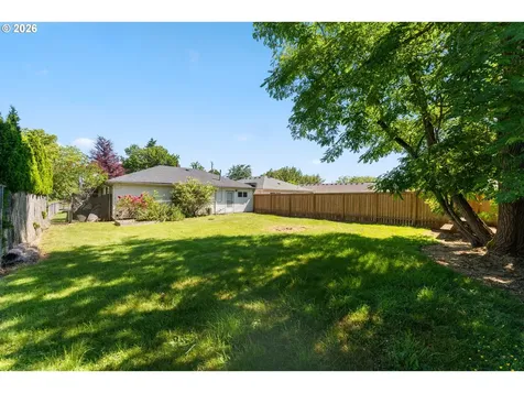 5136 N Fessenden Street Portland OR 97203
