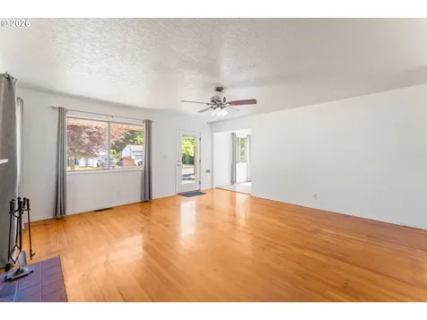 5136 N Fessenden Street Portland OR 97203