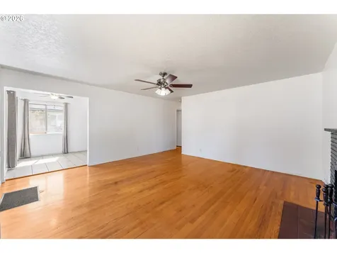 5136 N Fessenden Street Portland OR 97203