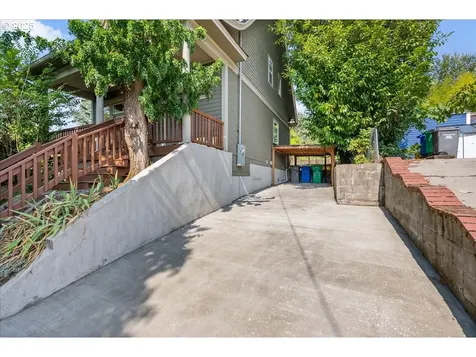917 NE Skidmore Street Portland OR 97211