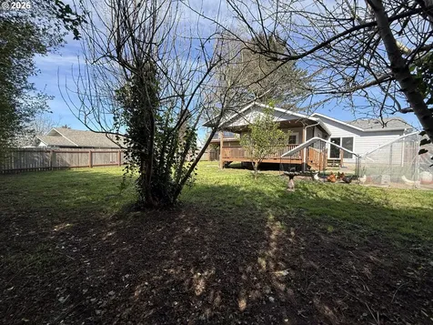 515 Memory Lane Brookings OR 97415