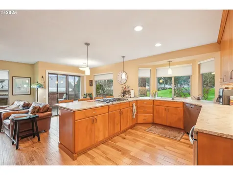 15780 SW Oakhill Lane Portland OR 97224