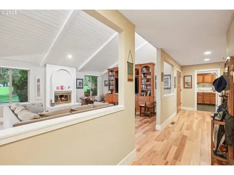 15780 SW Oakhill Lane Portland OR 97224
